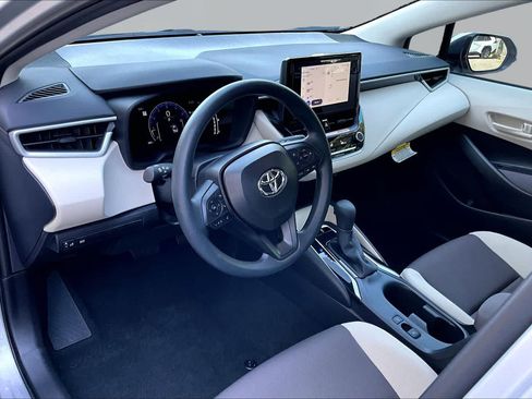 Certified 2026 Toyota Corolla LE FWD image 17