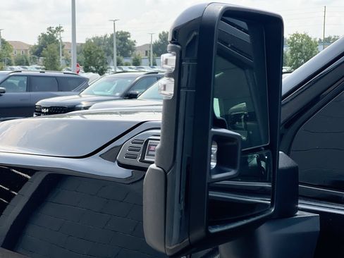 Used 2025 GMC Sierra 2500 AT4 AWD/4WD image 10