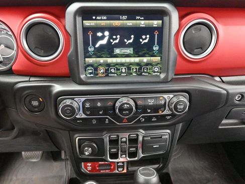 Used 2022 Jeep Gladiator Rubicon w/ LED Lighting Group AWD/4WD image 21