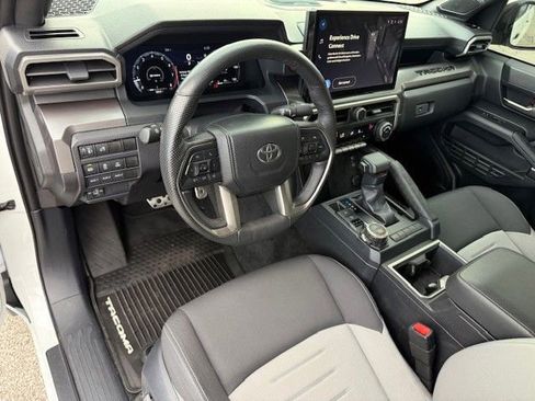 Used 2024 Toyota Tacoma TRD Sport w/ TRD Sport Upgrade Package image 13