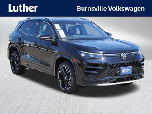 Certified 2026 Volkswagen Tiguan SEL R-Line AWD/4WD image 1