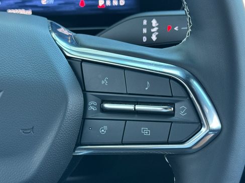 Used 2024 Chevrolet Equinox EV LT FWD image 35