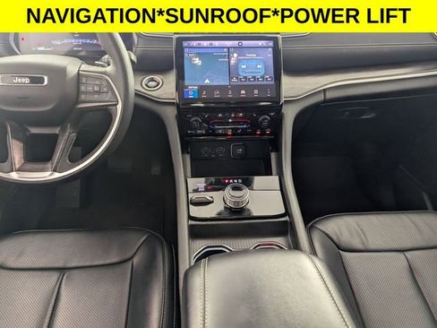 Used 2024 Jeep Grand Cherokee L Limited w/ Luxury Tech Group II image 25