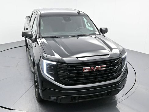Used 2025 GMC Sierra 1500 Elevation AWD/4WD image 36
