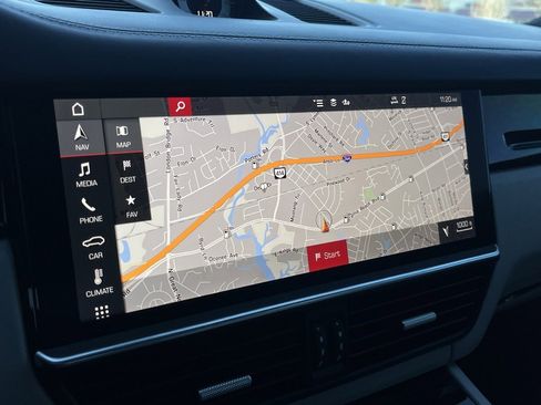 Certified 2021 Porsche Cayenne Coupe image 19