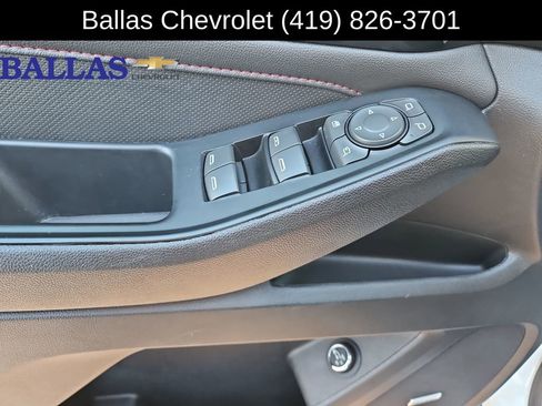 Certified 2023 Chevrolet Traverse RS image 24