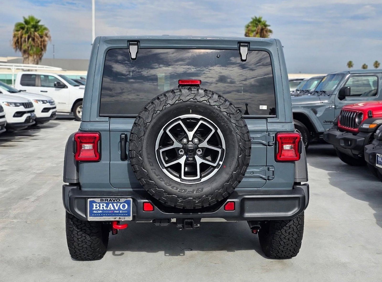 New 2026 Jeep Wrangler Unlimited Rubicon AWD/4WD image 8