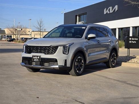 New 2026 Kia Sorento S w/ S Panoramic Sunroof Package FWD image 2