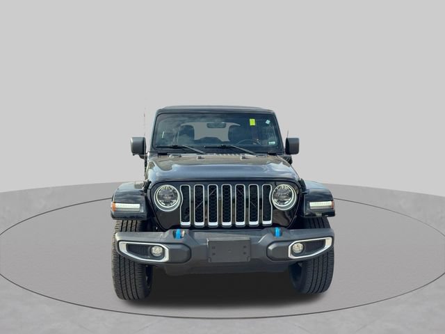Used 2023 Jeep Wrangler Unlimited Sahara w/ Cold Weather Group AWD/4WD image 11