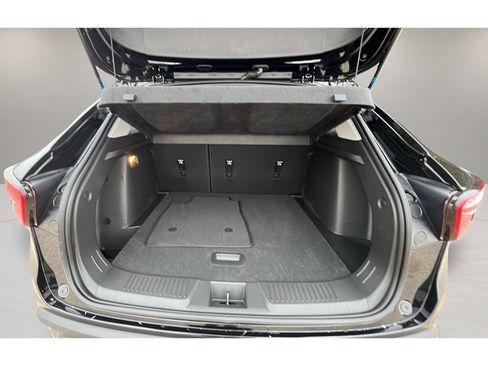 New 2026 Chevrolet Trax LT w/ Driver Confidence Package image 30