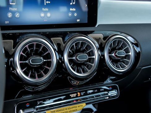 Certified 2025 Mercedes-Benz CLA 250 4MATIC image 21