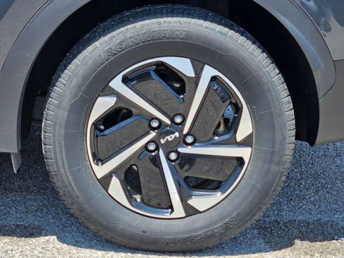 Certified 2023 Kia Sportage LX AWD/4WD image 14
