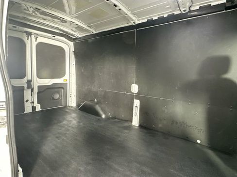 Used 2023 Ford Transit 250 Medium Roof AWD w/ Load Area Protection Package image 4