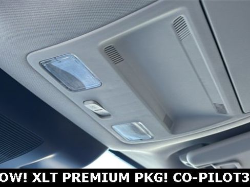 New 2025 Ford Maverick XLT w/ XLT Luxury Package image 19