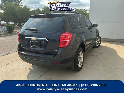 Used 2017 Chevrolet Equinox LT w/ Convenience Package AWD/4WD image 6