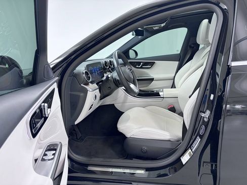 Certified 2023 Mercedes-Benz C 300 4MATIC Sedan image 14