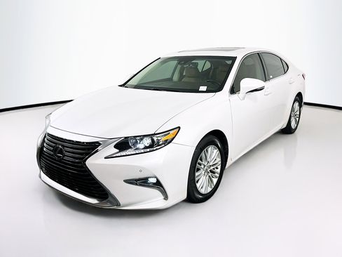 Used 2017 Lexus ES 350 w/ Premium Package FWD image 3