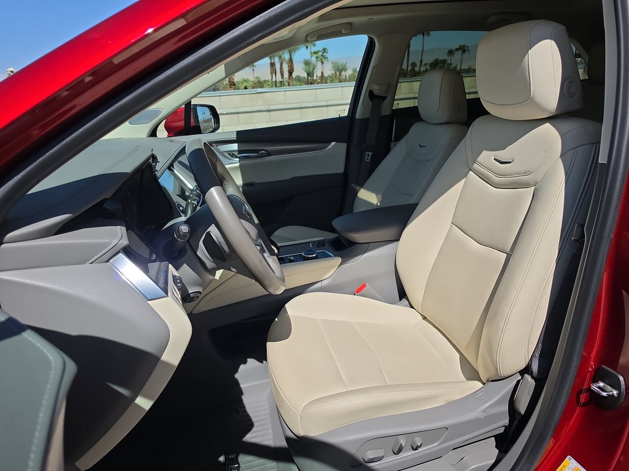 Used 2024 Cadillac XT5 Premium Luxury w/ Technology Package AWD/4WD image 20