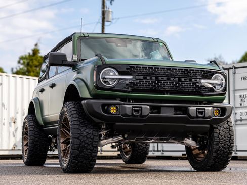 New 2025 Ford Bronco Badlands AWD/4WD image 1