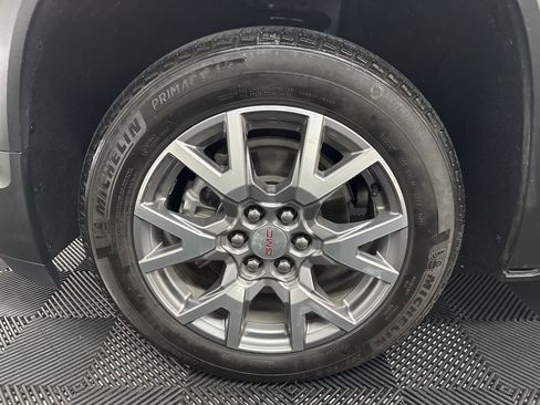 Used 2021 GMC Acadia SLT image 41