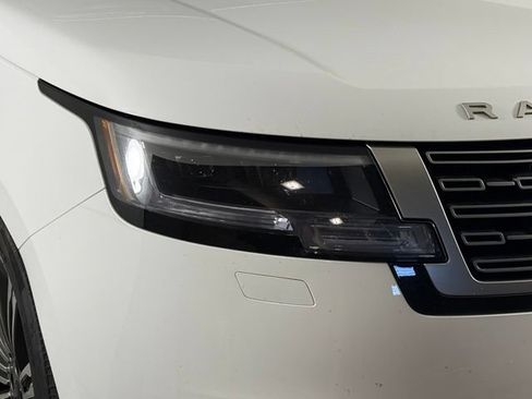 Certified 2026 Land Rover Range Rover SE AWD/4WD image 12
