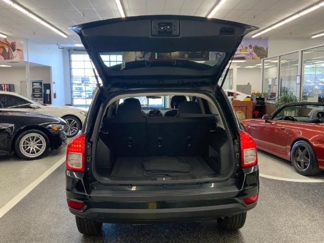 Used 2013 Jeep Compass Sport AWD/4WD image 29
