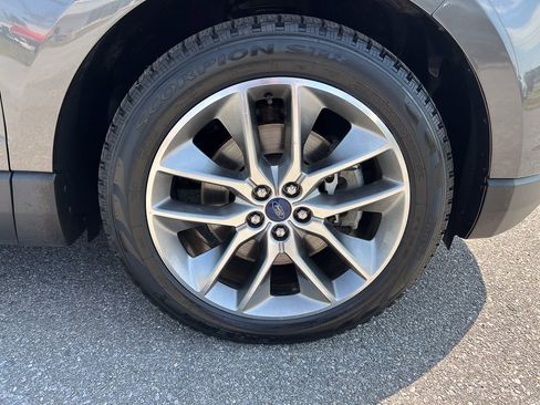 Used 2018 Ford Edge Titanium w/ Equipment Group 301A AWD/4WD image 11