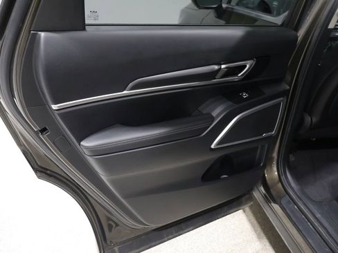 Used 2025 Kia Telluride S AWD/4WD image 20