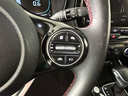 Used 2023 Kia Soul GT-Line FWD image 17
