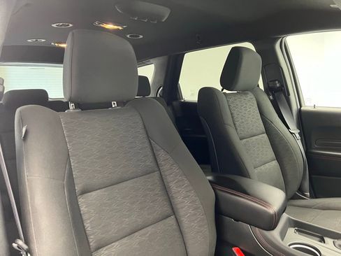 Used 2025 Dodge Durango GT w/ Blacktop Package image 7