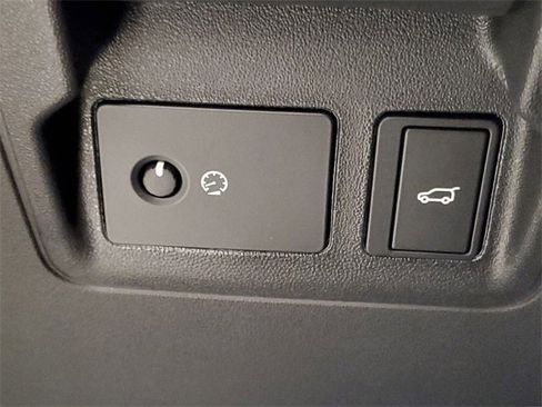 New 2026 Land Rover Range Rover Velar Dynamic SE image 30