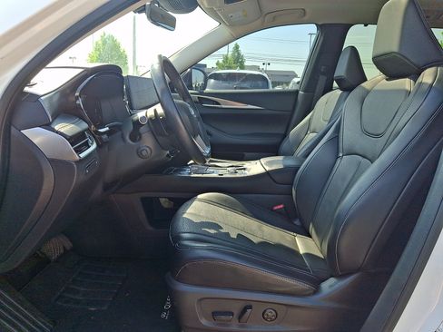 Certified 2023 INFINITI QX60 Luxe w/ Cargo Package AWD/4WD image 15
