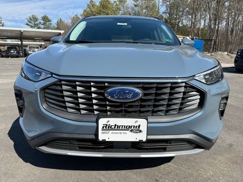 New 2026 Ford Escape SE w/ Class II Trailer Tow Package image 8