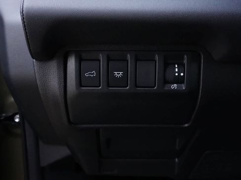 Certified 2023 Subaru Ascent Limited w/ Technology Package image 13