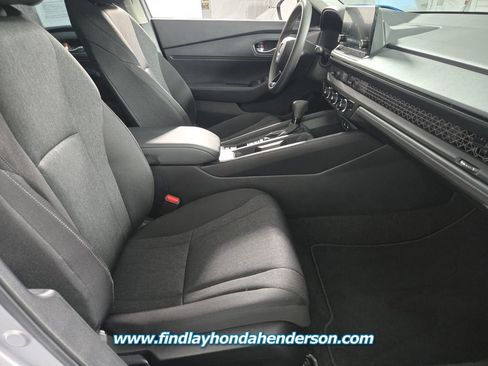 Certified 2025 Honda Accord LX image 21