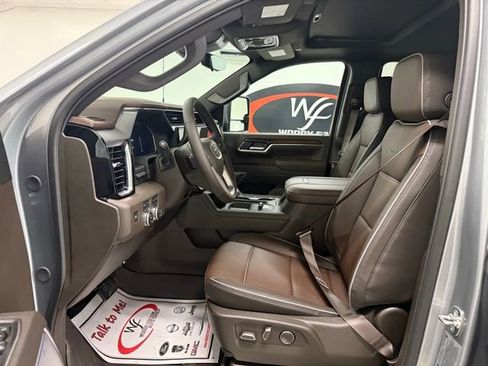 New 2026 GMC Sierra 2500 Denali w/ Denali Reserve Package image 8