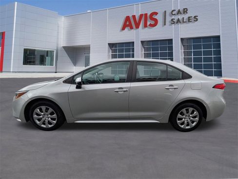 Used 2024 Toyota Corolla LE image 10