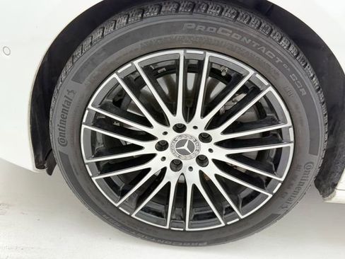 Used 2024 Mercedes-Benz C 300 Sedan image 7