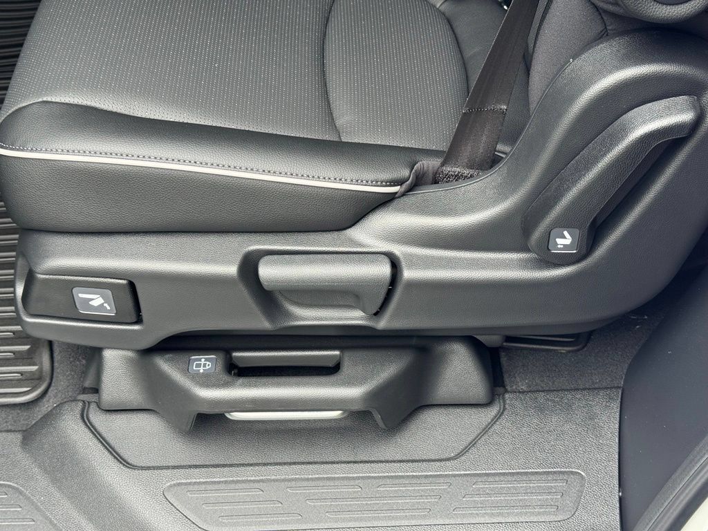 New 2026 Honda Odyssey Elite image 16