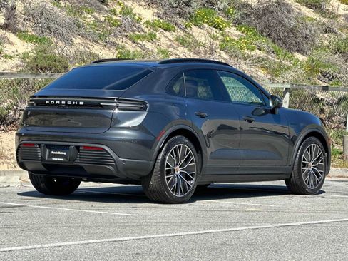 New 2026 Porsche Macan Electric image 7