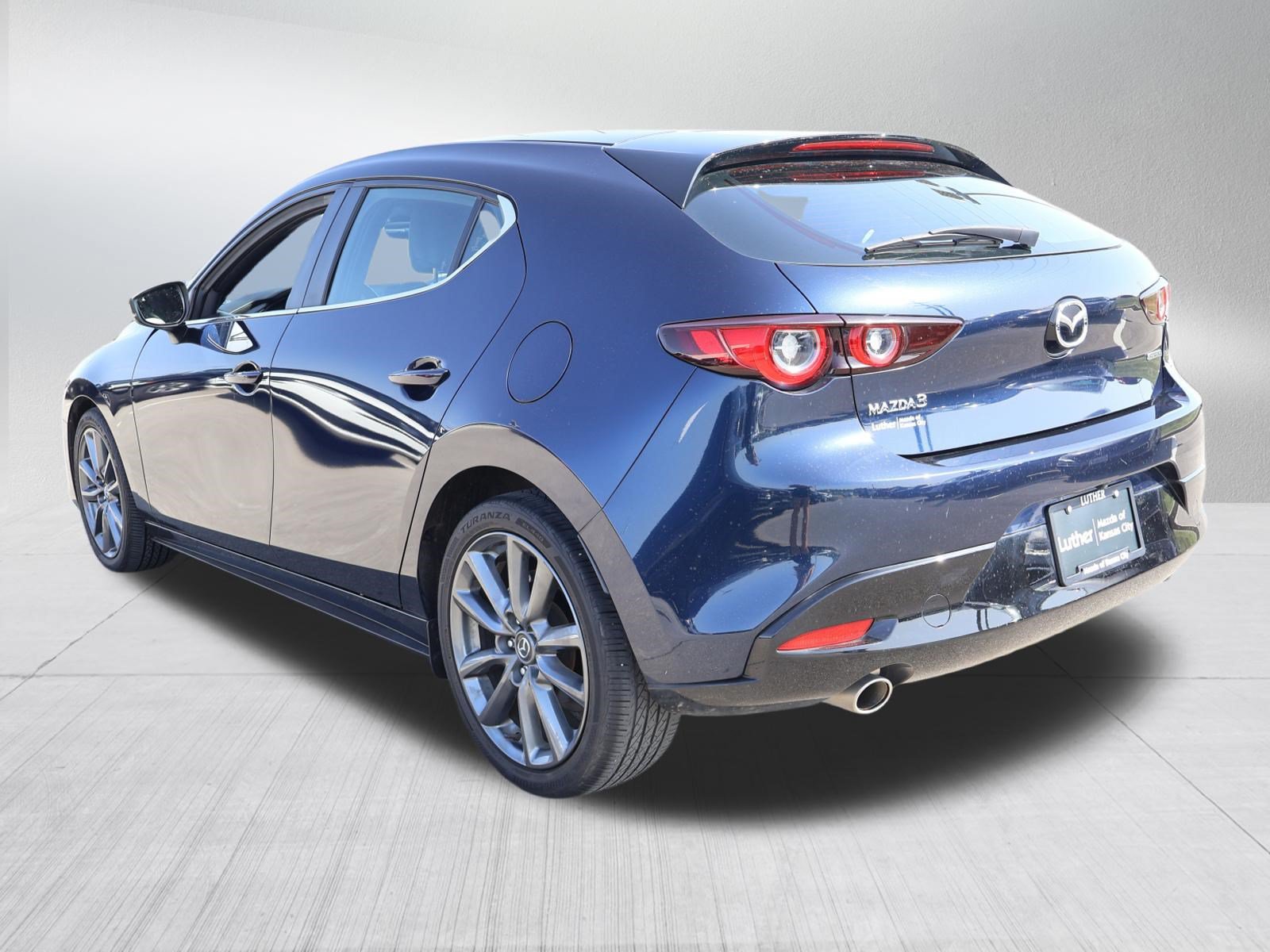 Used 2024 MAZDA MAZDA3 s FWD image 5