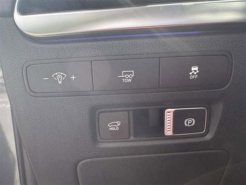 Used 2023 Hyundai Palisade Calligraphy image 22