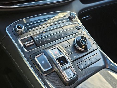 Used 2023 Hyundai Santa Fe Calligraphy image 23