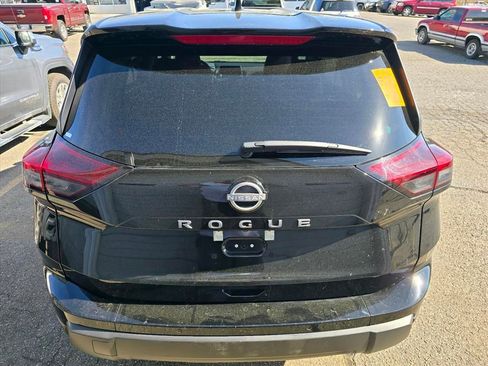 Used 2025 Nissan Rogue SV image 13