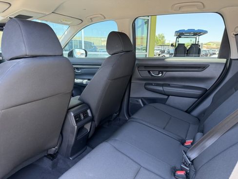 Used 2025 Honda CR-V LX image 34