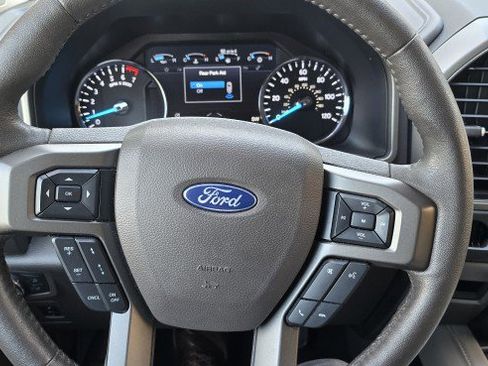 Used 2019 Ford Expedition XLT w/ Equipment Group 202A image 25