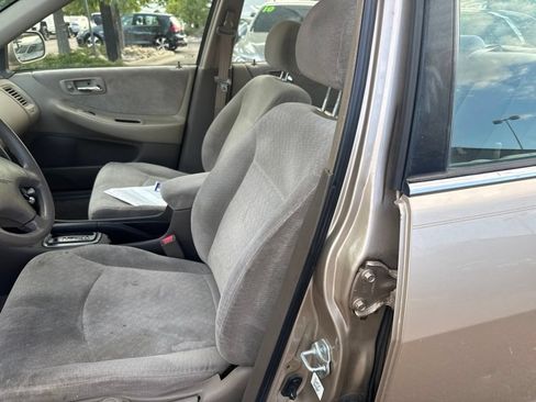 Used 2001 Honda Accord LX image 8
