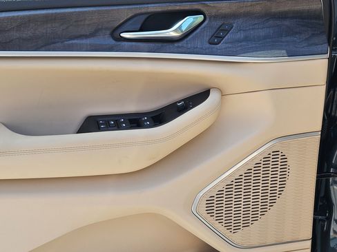 New 2026 Jeep Grand Cherokee L Limited AWD/4WD image 17