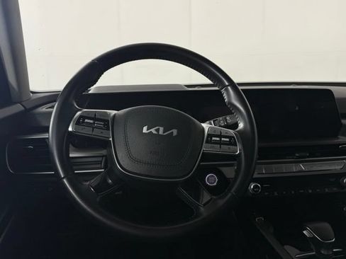 Used 2024 Kia Telluride S w/ S Sunroof Package FWD image 24