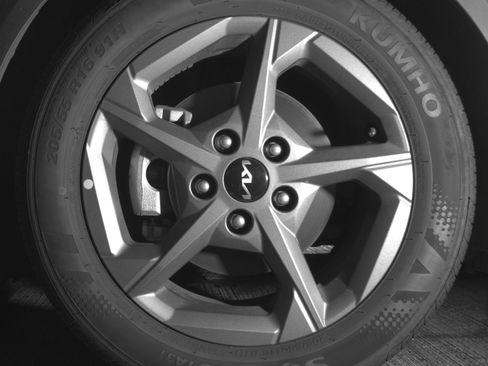 Used 2025 Kia K4 FWD image 12